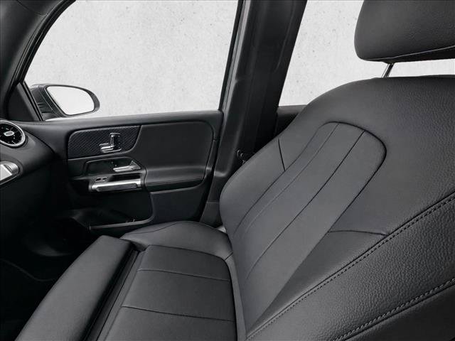 Used 2026 Mercedes-Benz GLB 250 image 20