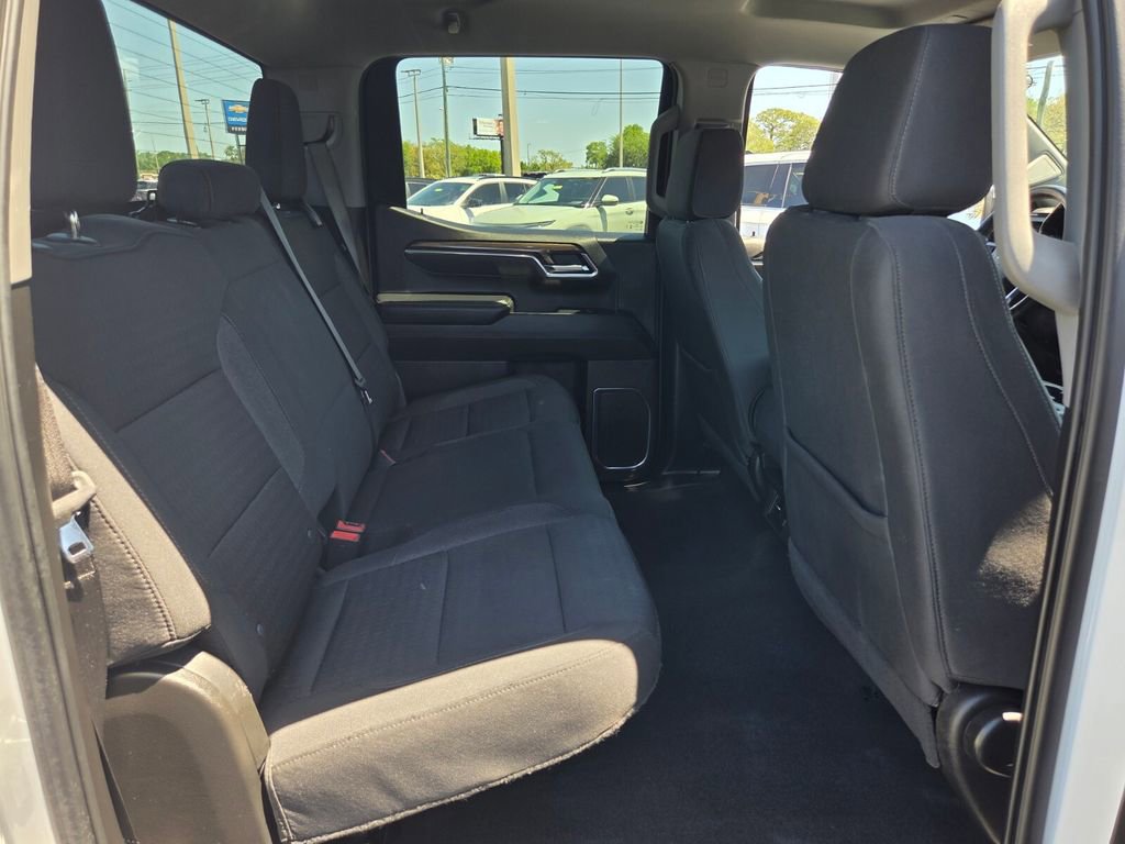 Used 2025 Chevrolet Silverado 1500 LT RWD image 16