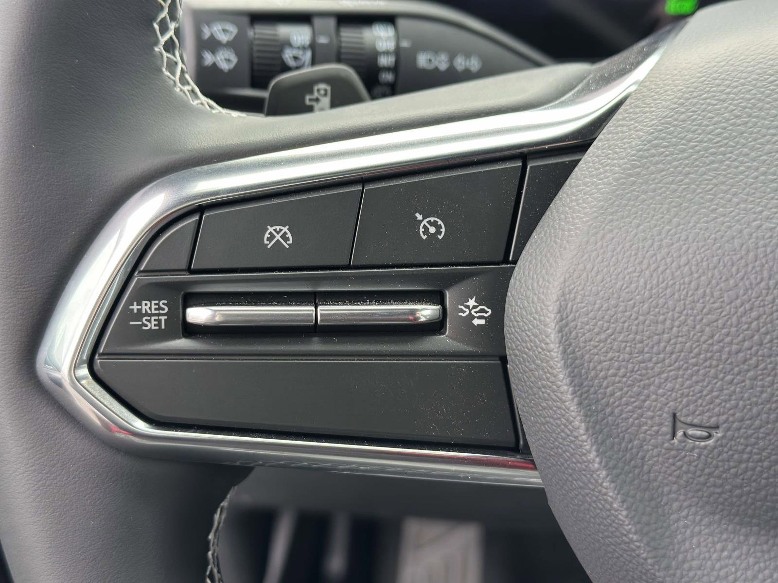 New 2026 Chevrolet Equinox EV LT image 14