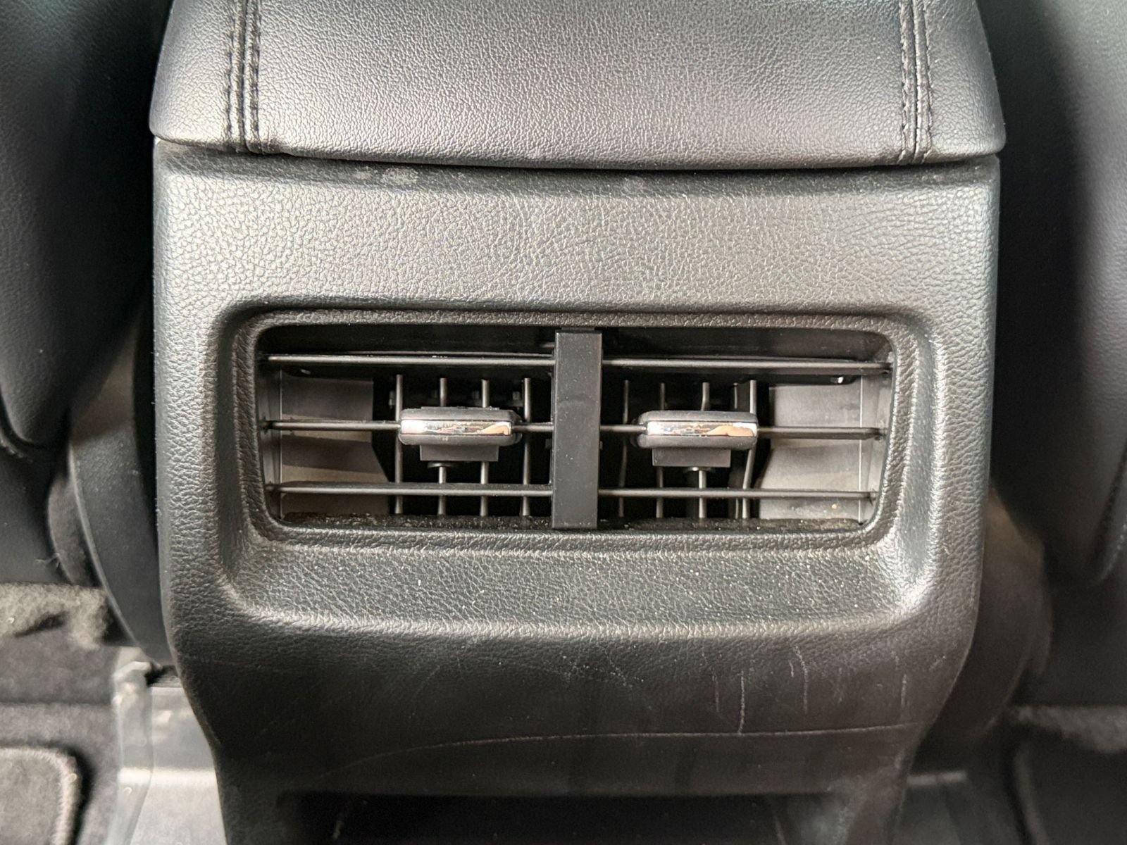 Used 2024 Ford Edge SEL AWD/4WD image 22