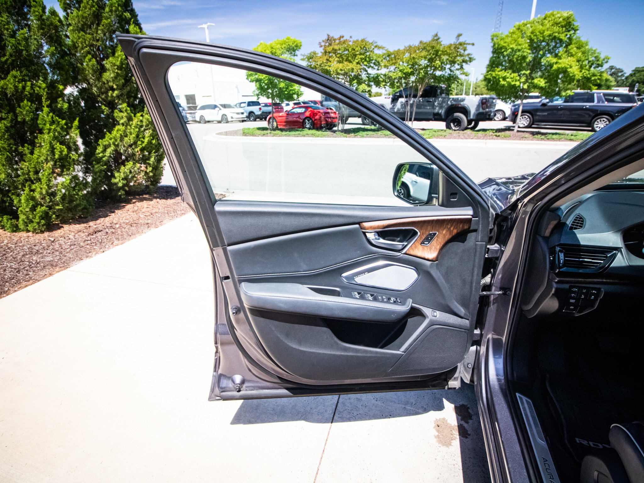 Used 2020 Acura RDX FWD w/ Advance Package image 14