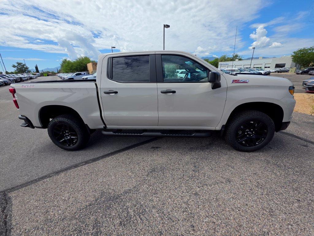 New 2026 Chevrolet Silverado 1500 Custom Trail Boss AWD/4WD image 6