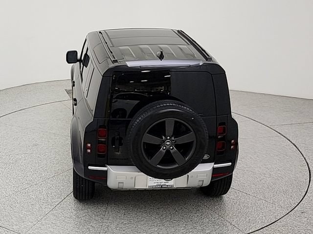 Certified 2023 Land Rover Defender 110 S AWD/4WD image 36
