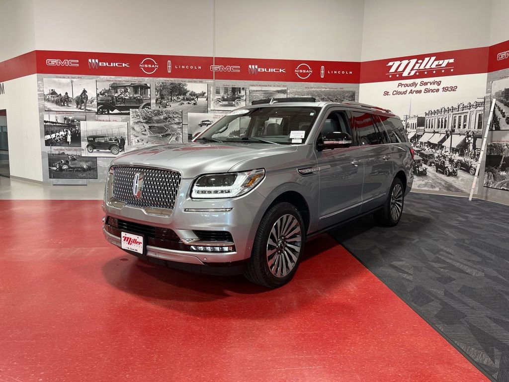 Used 2021 Lincoln Navigator L Reserve w/ Luxury Package AWD/4WD image 12