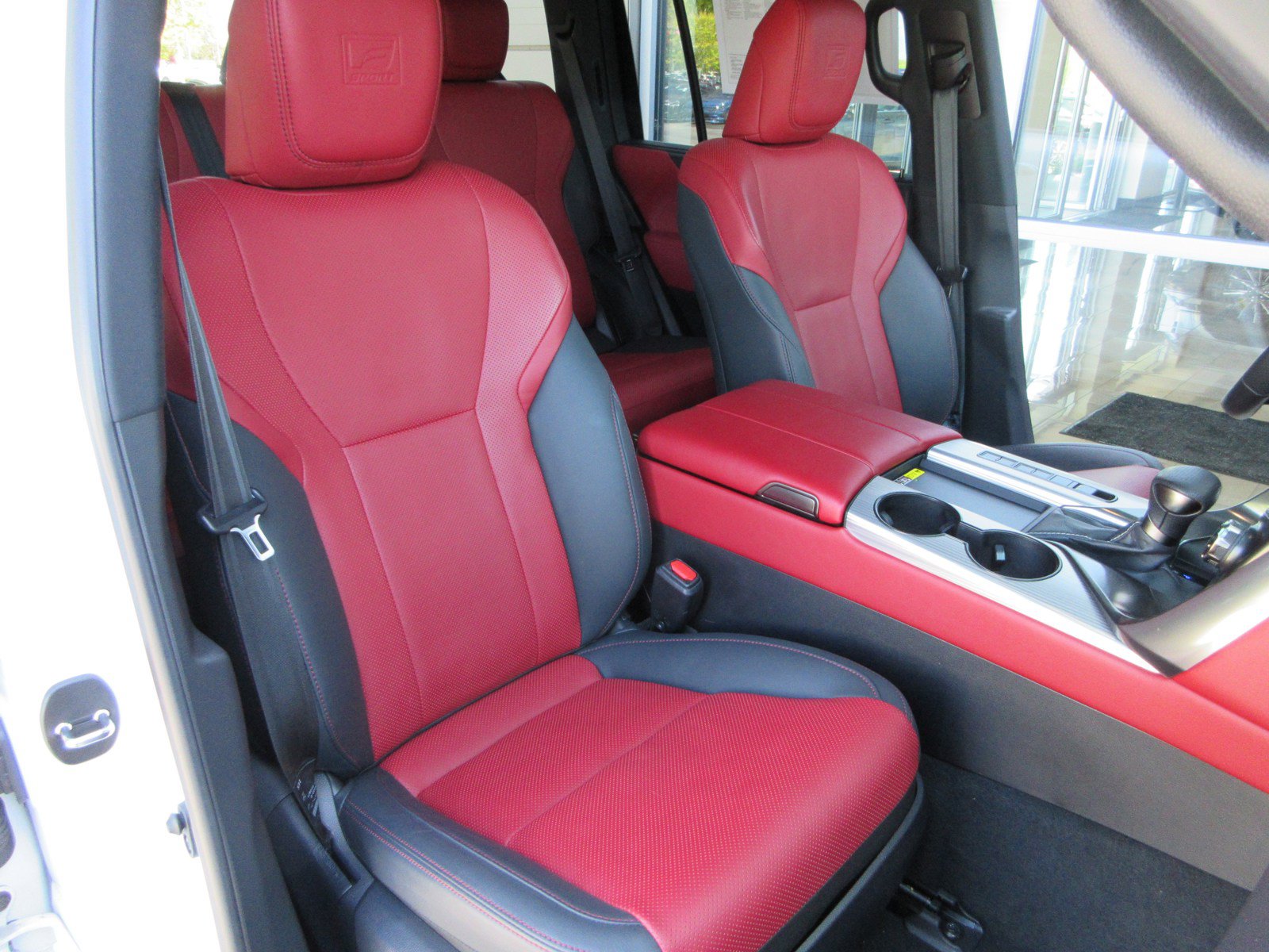 Used 2024 Lexus LX 600 F Sport AWD/4WD image 30