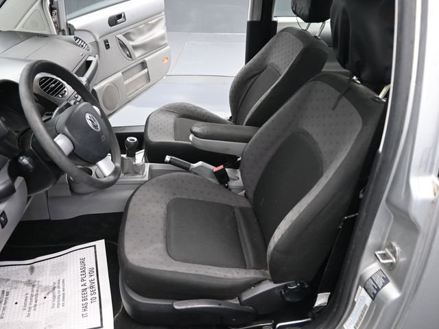 Used 2001 Volkswagen Beetle GLS FWD image 14