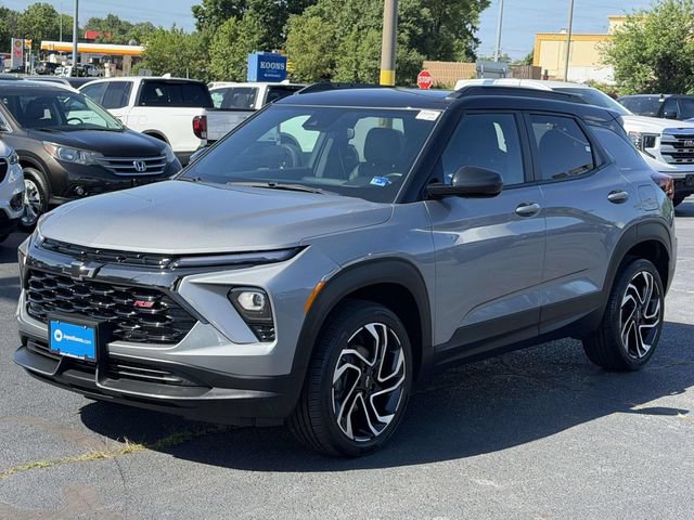 Used 2025 Chevrolet TrailBlazer RS AWD/4WD image 4