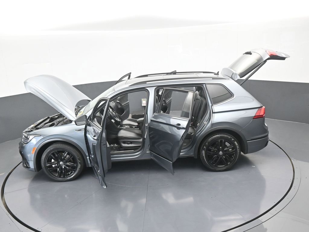 Used 2022 Volkswagen Tiguan SE R-Line AWD/4WD image 72
