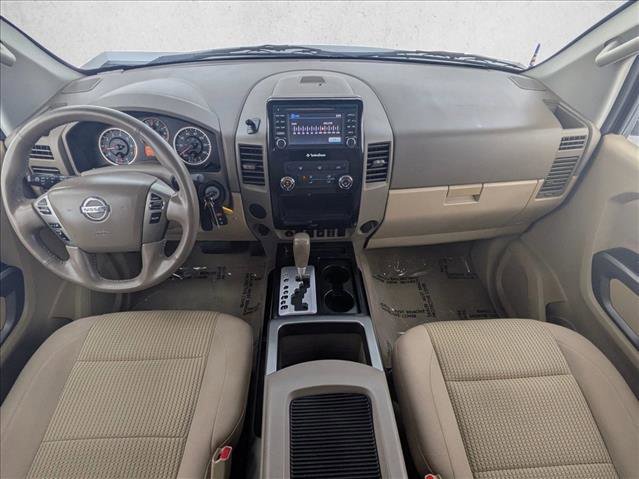 Used 2015 Nissan Titan SV w/ SV Value Truck Package RWD image 17