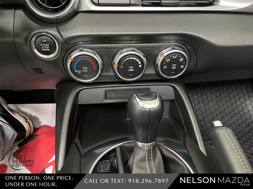 Used 2020 FIAT 124 Spider Classica w/ Technology Group image 30