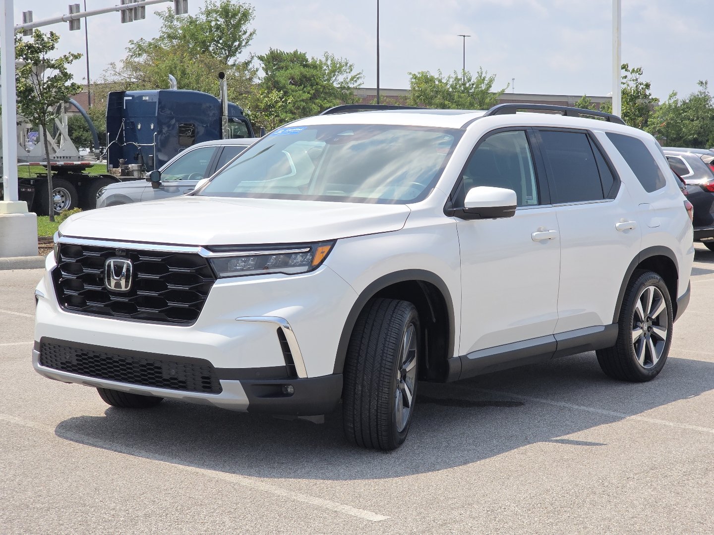 Certified 2025 Honda Pilot Elite image 14