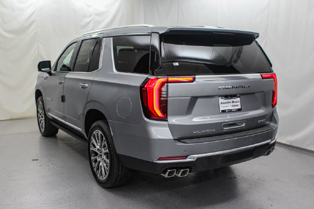 New 2026 GMC Yukon Denali w/ Denali Reserve Package AWD/4WD image 6