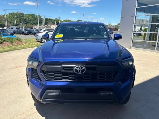 Used 2024 Toyota Tacoma TRD Off-Road AWD/4WD image 2