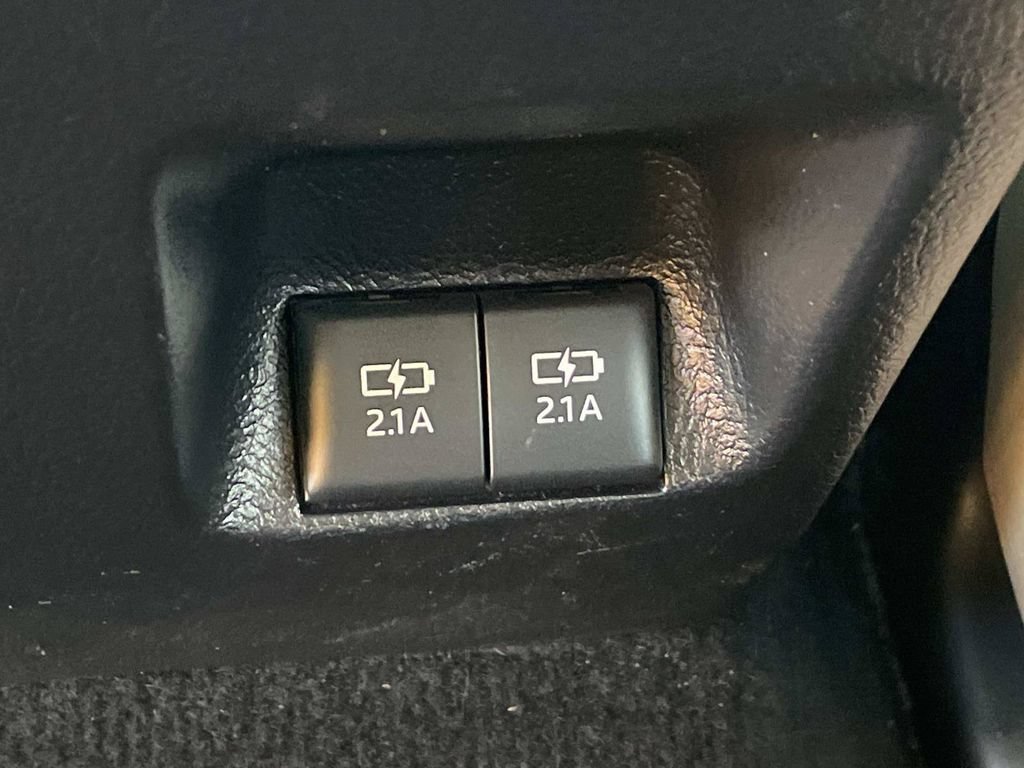 Used 2022 Toyota 4Runner SR5 RWD image 31