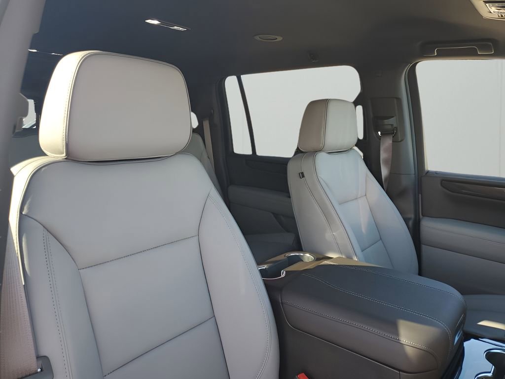 New 2026 GMC Yukon XL Elevation w/ LPO, Floor Liner Package image 15