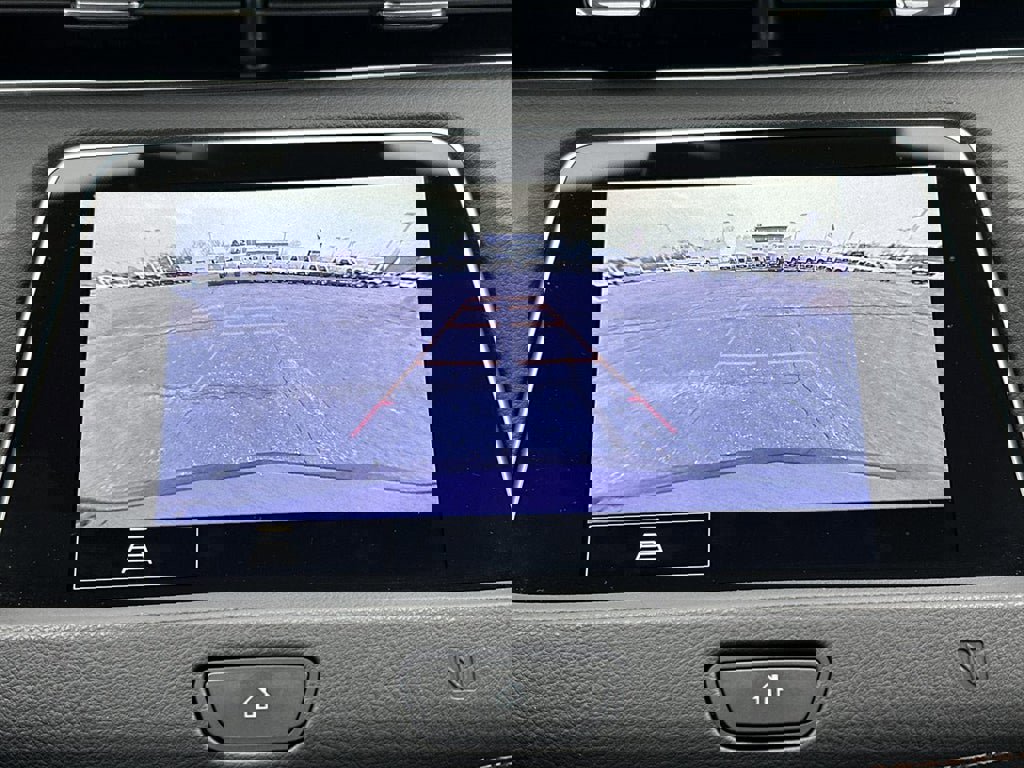 Used 2021 Cadillac XT4 Sport w/ Cold Weather Package image 17