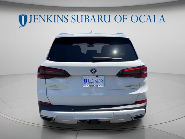 Used 2023 BMW X5 xDrive45e w/ Executive Package AWD/4WD image 4