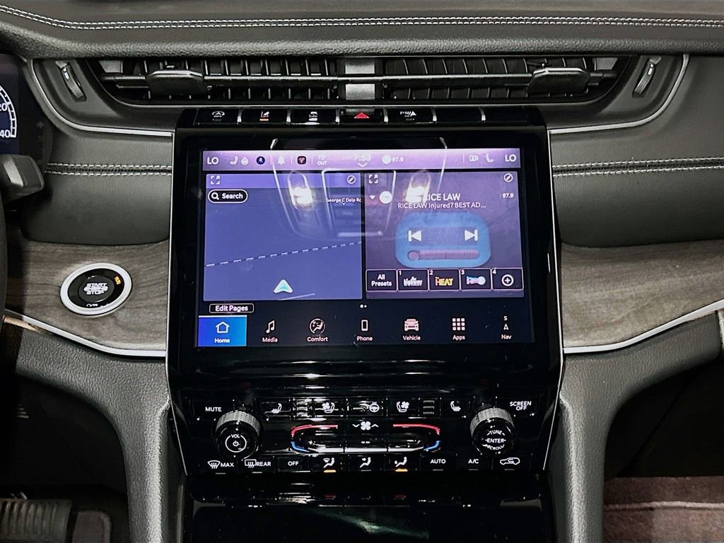 New 2025 Jeep Grand Cherokee L Limited w/ Luxury Tech Group II image 9