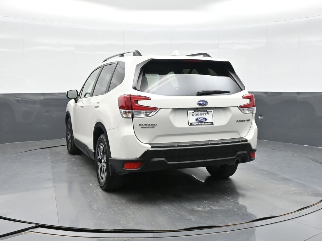 Used 2019 Subaru Forester Premium w/ Popular Package #1 AWD/4WD image 4