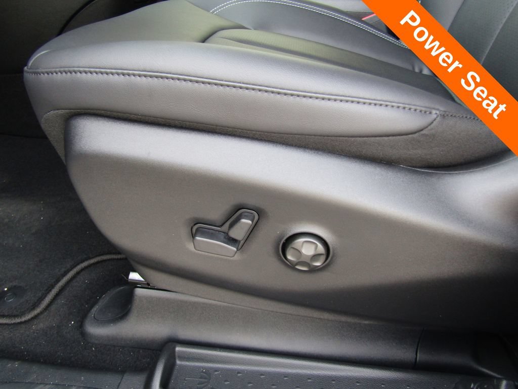 New 2027 Chrysler Pacifica Select FWD image 7