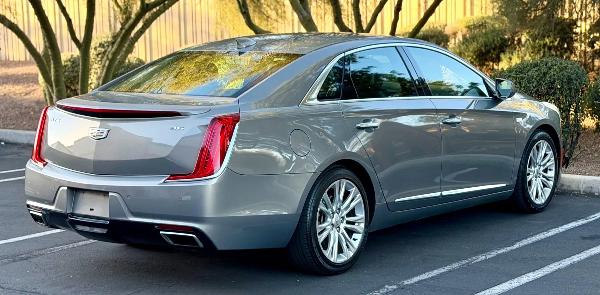 Used 2019 Cadillac XTS Luxury image 8