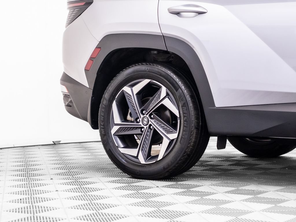 Used 2024 Hyundai Tucson Limited AWD/4WD image 36