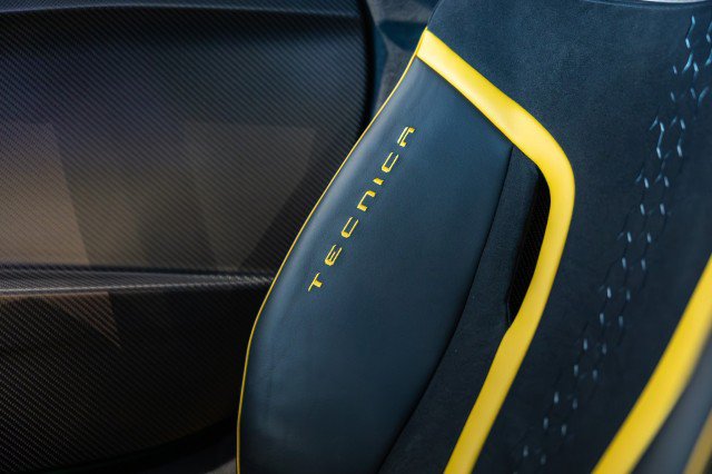 Used 2023 Lamborghini Huracan Tecnica RWD image 47