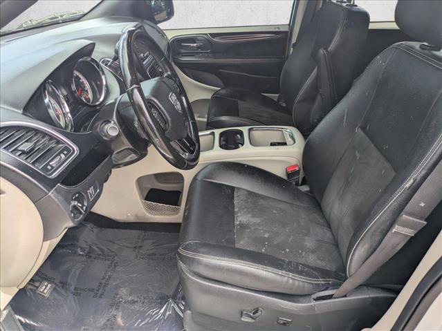 Used 2020 Dodge Grand Caravan SXT FWD image 15