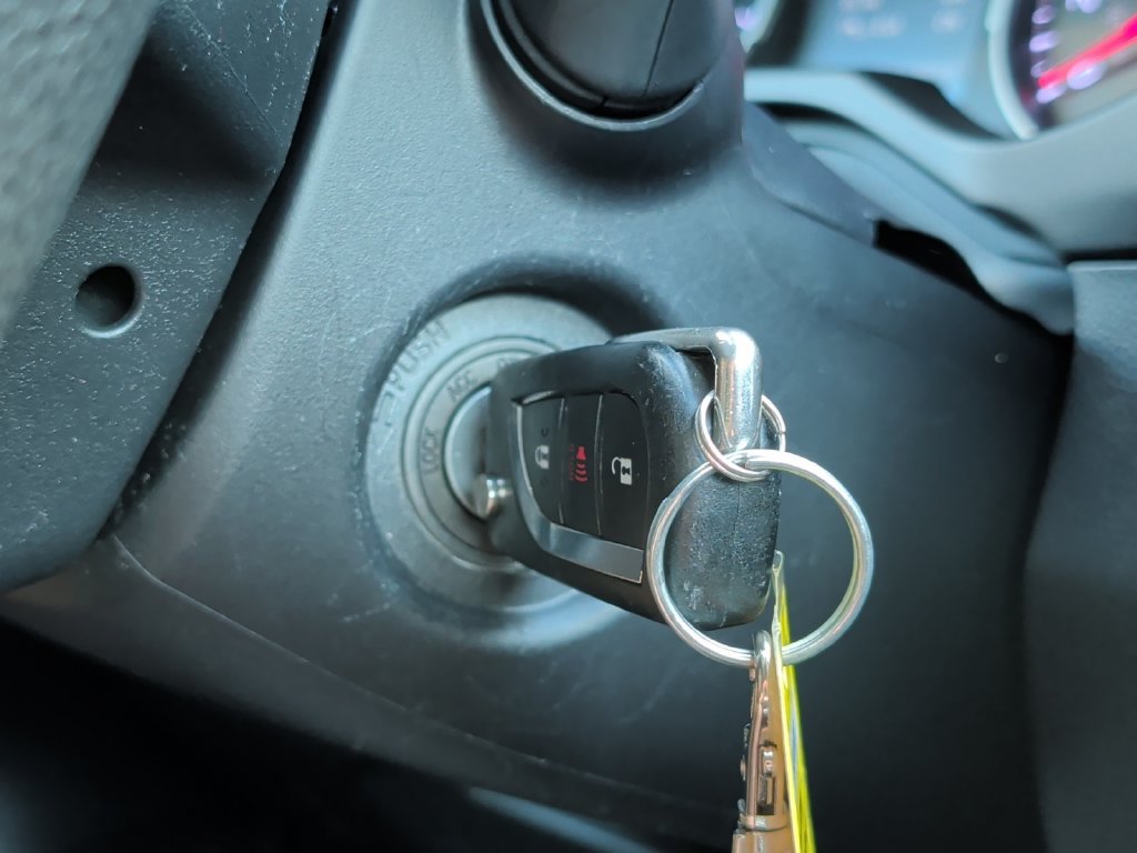 Used 2019 Toyota RAV4 LE w/ All Weather Liner Package AWD/4WD image 26