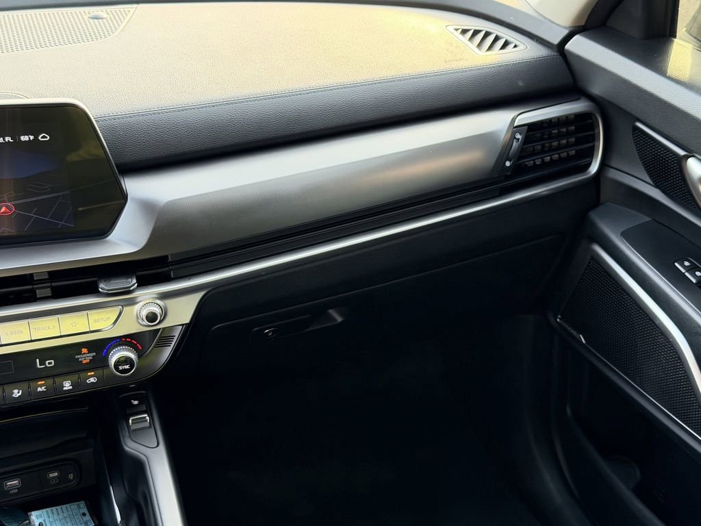 Certified 2024 Kia Telluride S w/ S Sunroof Package image 16