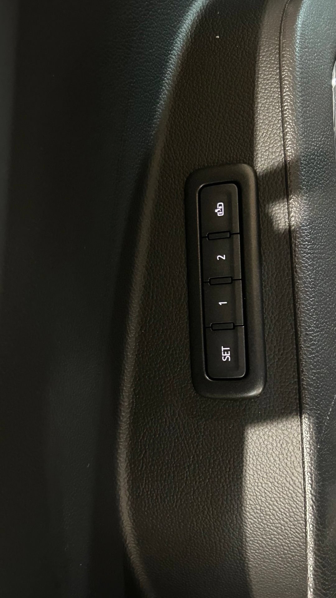 Used 2019 GMC Yukon Denali w/ Denali Ultimate Package AWD/4WD image 43