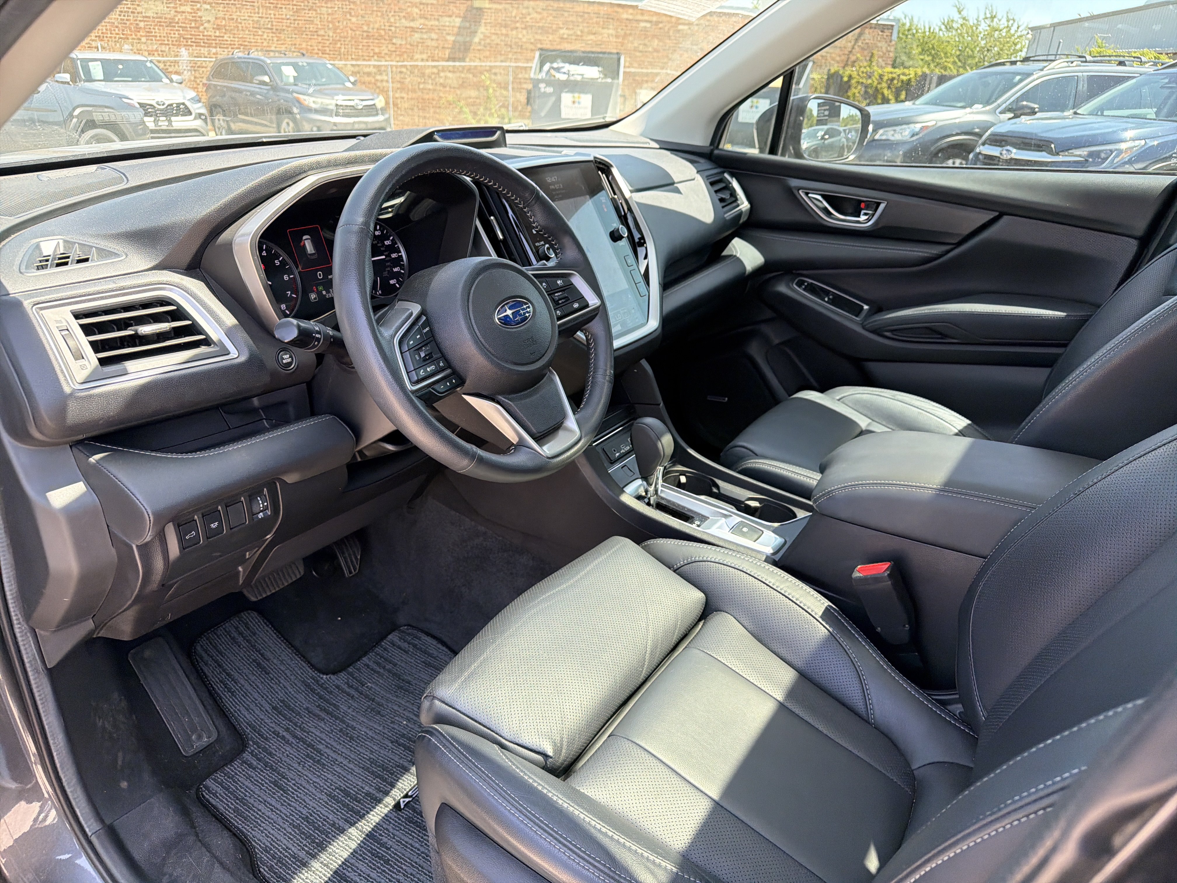 Used 2025 Subaru Ascent Limited AWD/4WD image 25