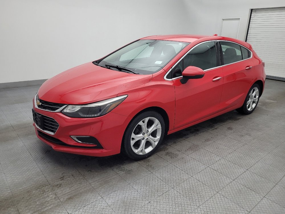 Used 2017 Chevrolet Cruze Premier image 2