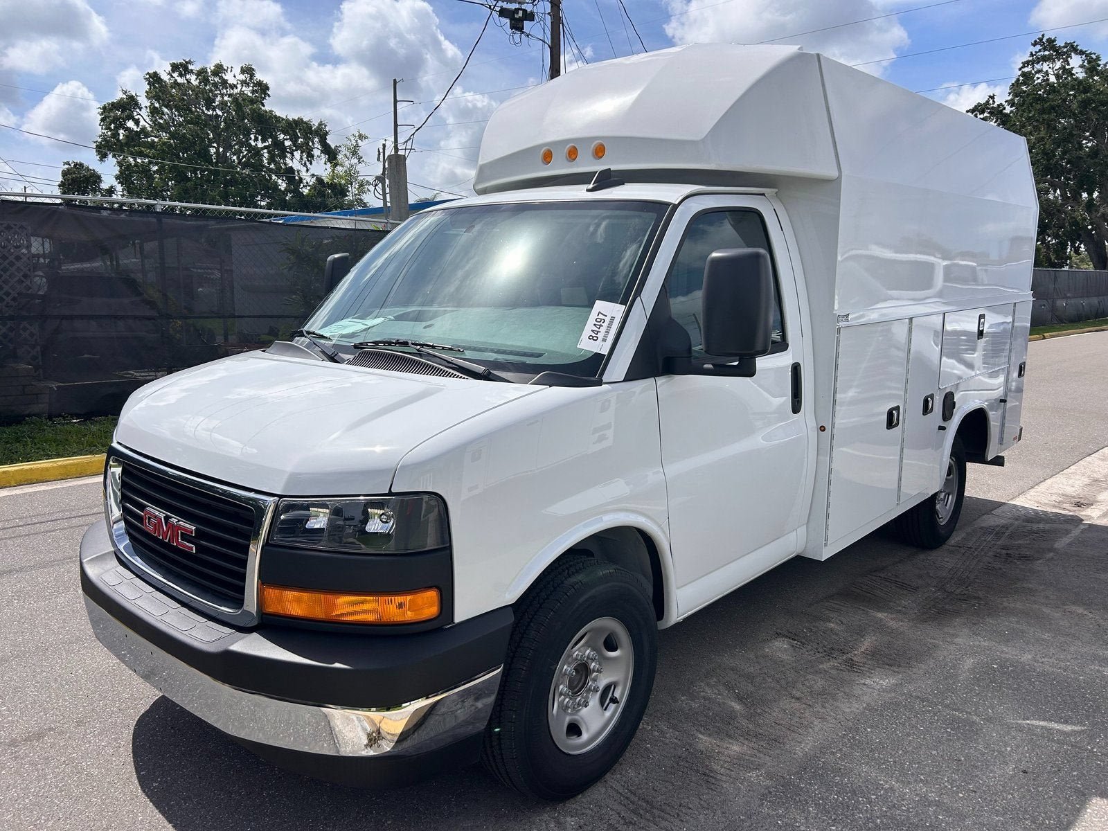 New 2025 GMC Savana 3500 w/ Power Convenience Package RWD image 4