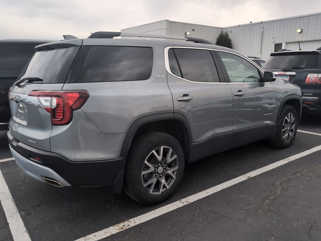 Used 2023 GMC Acadia SLE w/ Driver Convenience Package AWD/4WD image 4