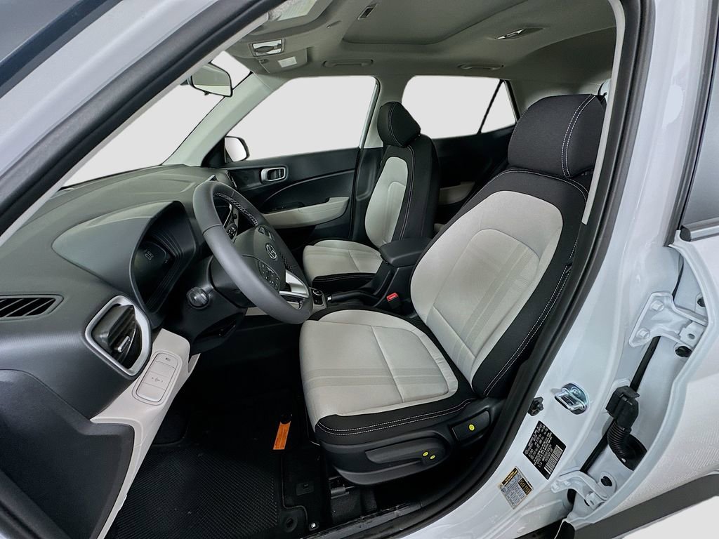 New 2026 Hyundai Venue SEL image 15