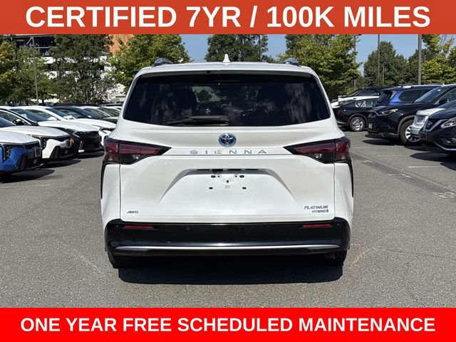 Used 2024 Toyota Sienna Platinum AWD/4WD image 3