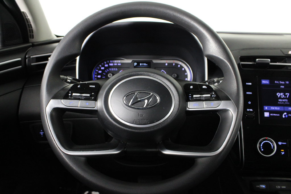 Used 2022 Hyundai Tucson SEL w/ Cargo Package AWD/4WD image 10