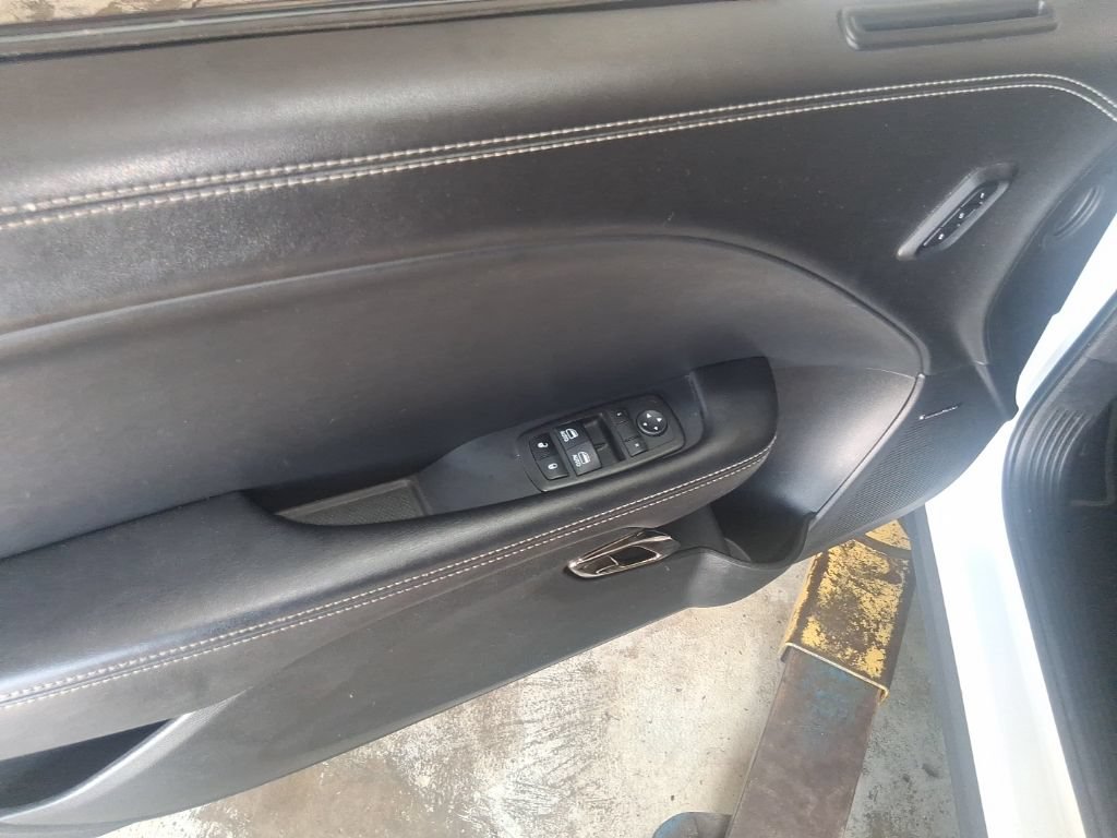 Used 2023 Dodge Challenger SRT Hellcat RWD image 7