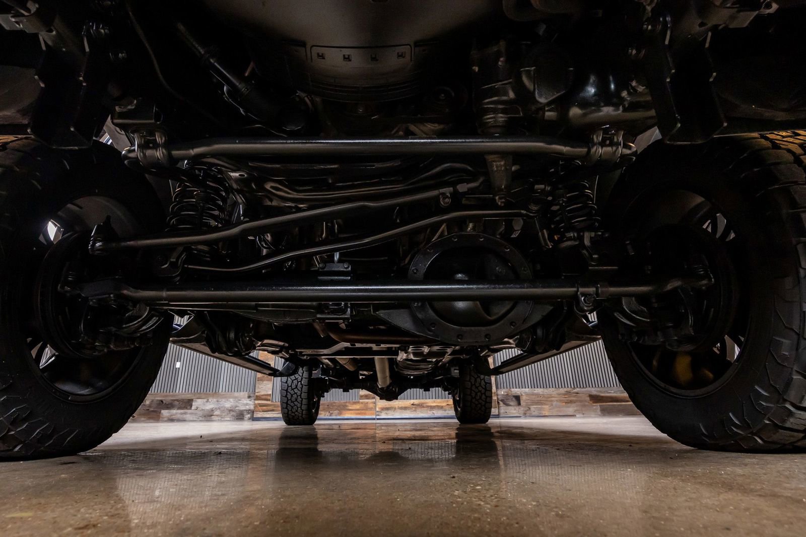 Used 2024 RAM 2500 Laramie w/ Night Edition AWD/4WD image 14