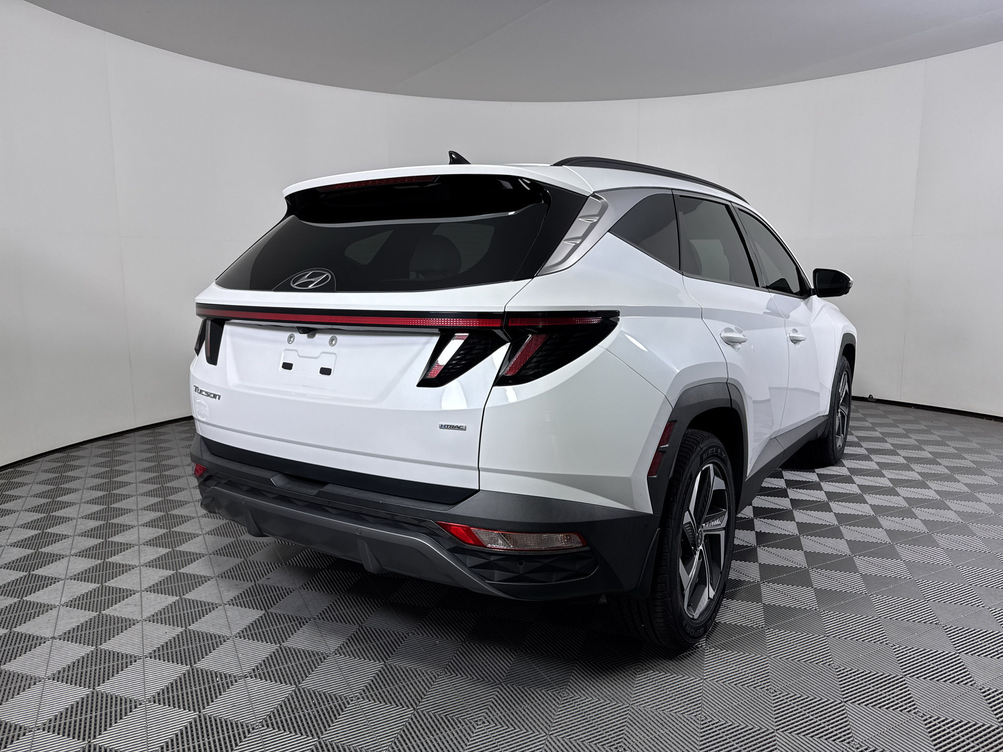 Used 2022 Hyundai Tucson Limited w/ Cargo Package AWD/4WD image 19