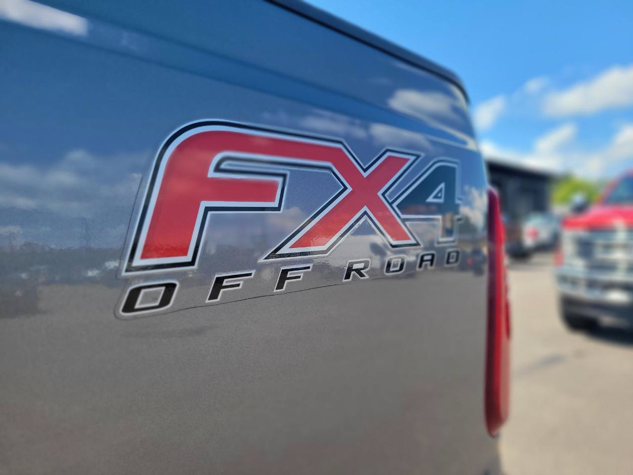 Used 2012 Ford F250 XLT w/ XLT Premium Pkg AWD/4WD image 15