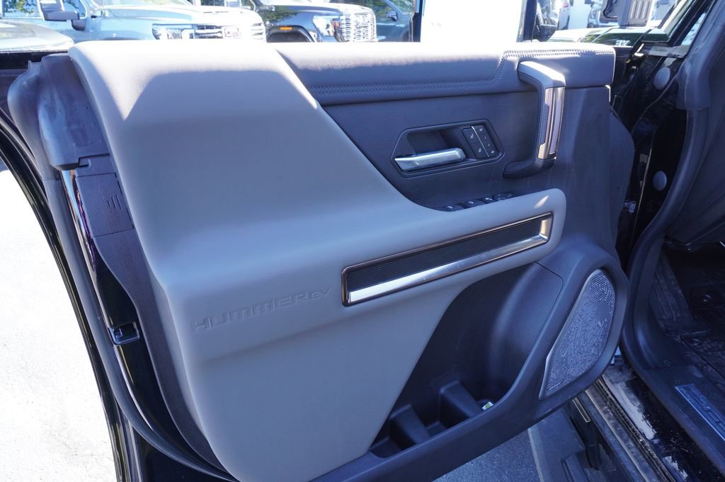 New 2025 GMC Hummer EV 3X w/ LPO, Illumination Package image 14