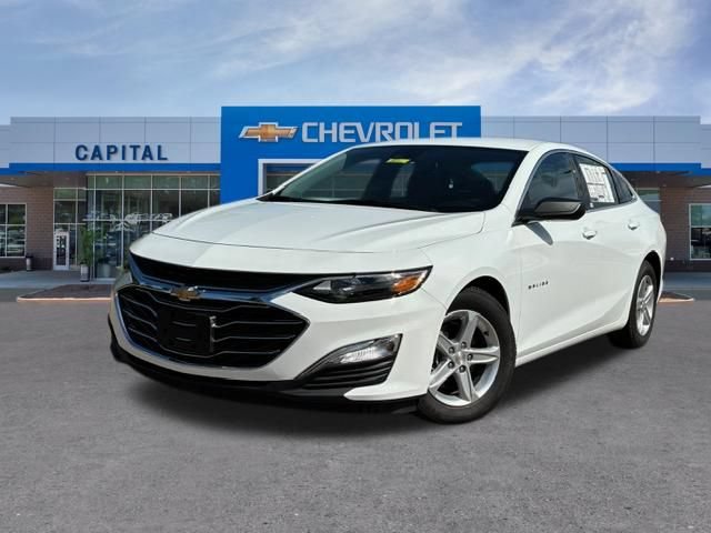 New 2025 Chevrolet Malibu LS w/ Driver Confidence Package FWD image 2