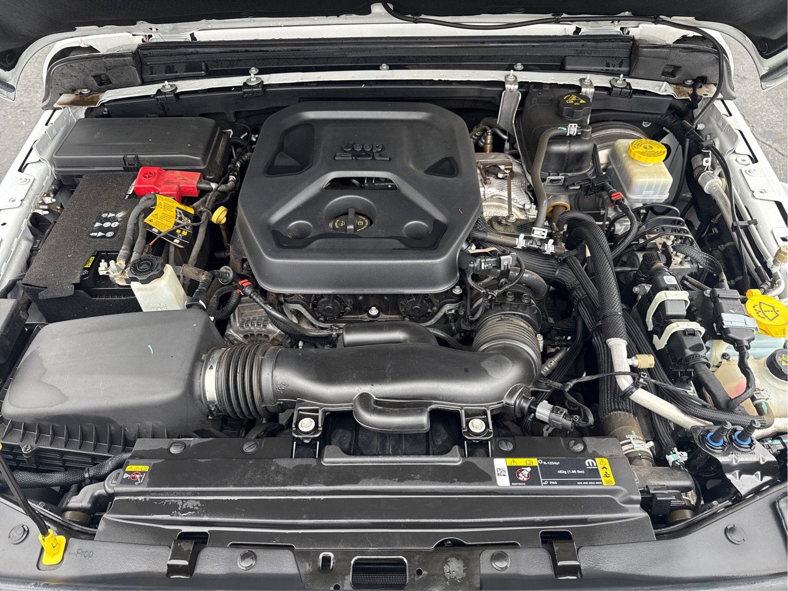 Used 2023 Jeep Wrangler Unlimited Rubicon w/ Cold Weather Group image 24