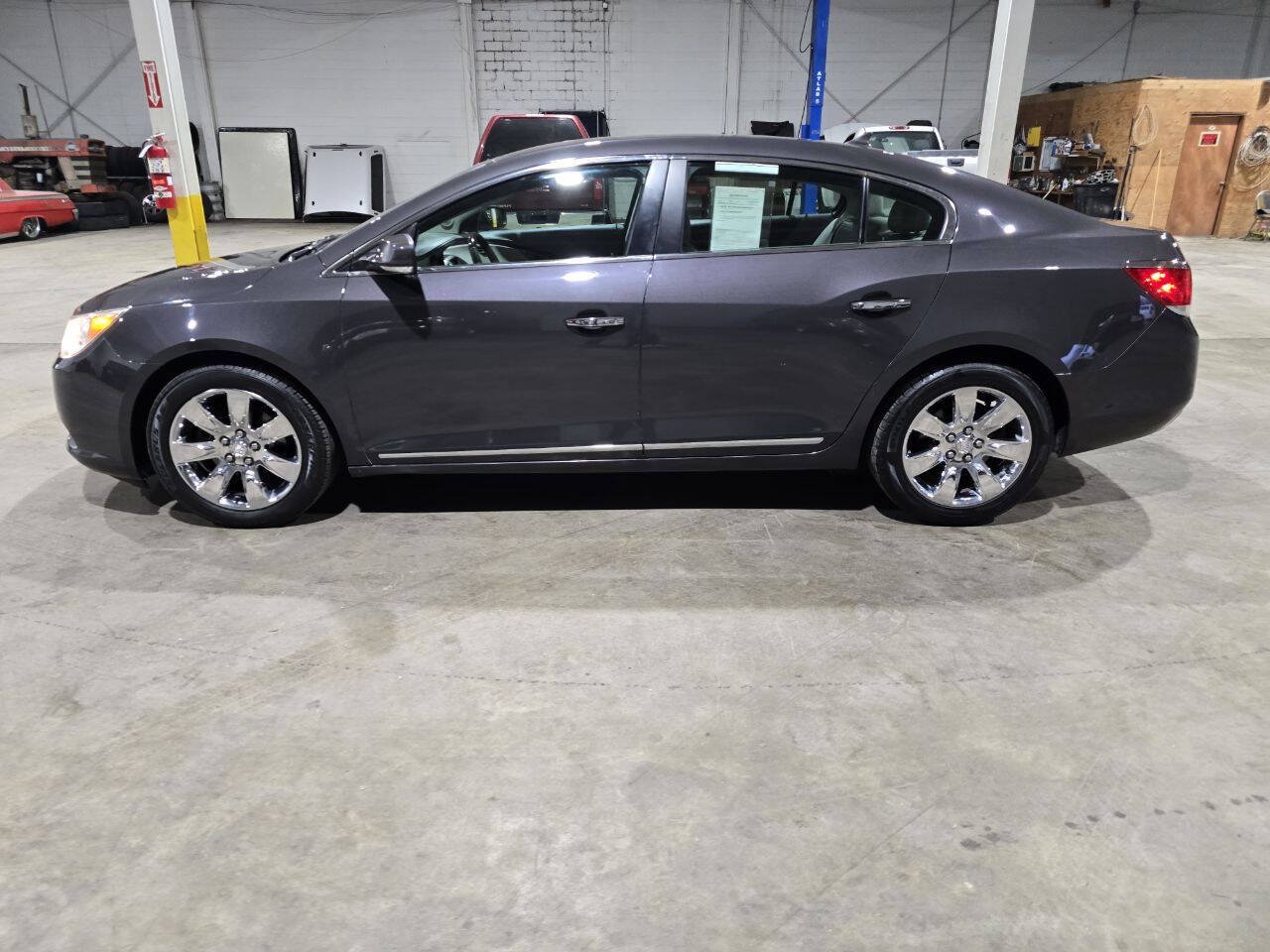 Used 2013 Buick LaCrosse Premium FWD image 4