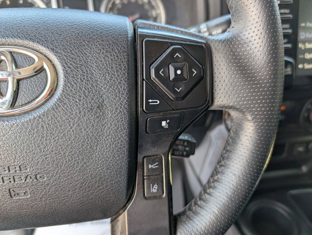 Used 2020 Toyota 4Runner TRD Off-Road Premium w/ Moonroof Package AWD/4WD image 24