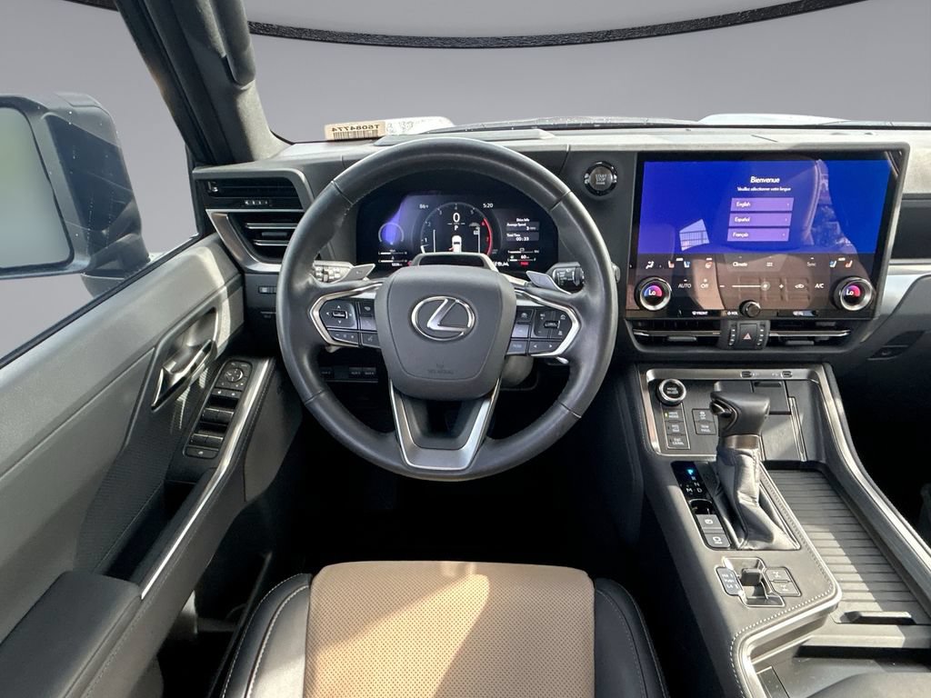 Used 2026 Lexus GX 550 AWD/4WD image 29