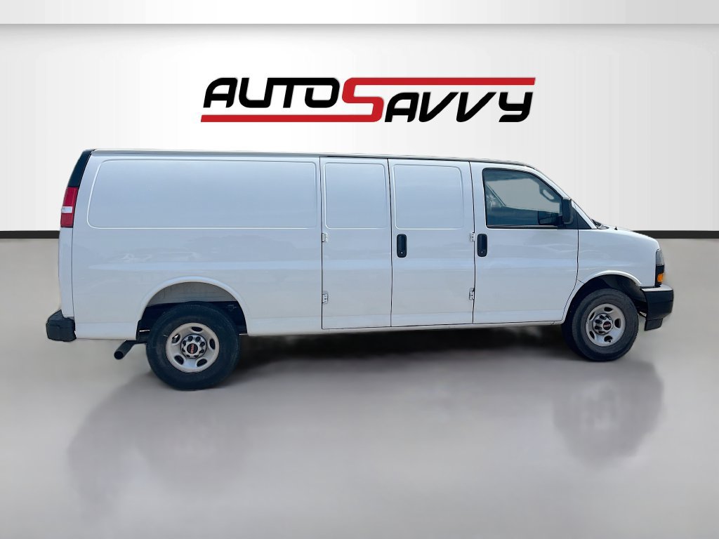 Used 2025 GMC Savana 3500 Extended RWD image 8
