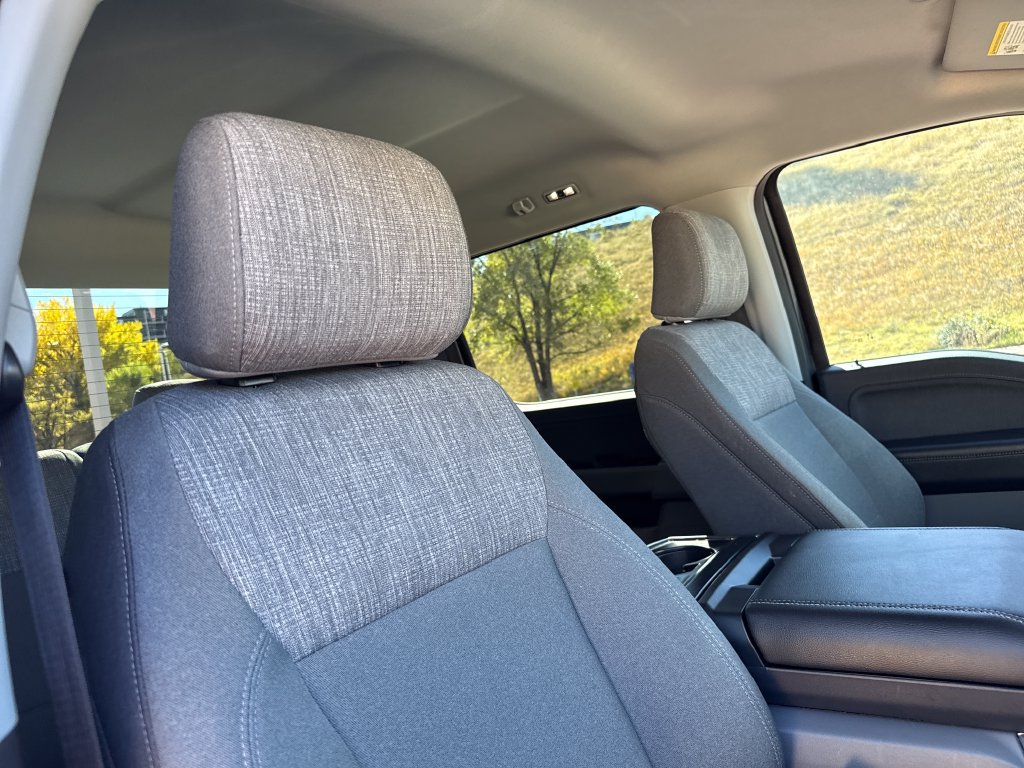 Used 2023 Ford F150 Lightning XLT AWD/4WD image 32